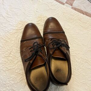 Dockers Men's Tan Leather Derbys